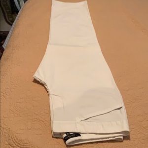 Daisy Fuentes White pants